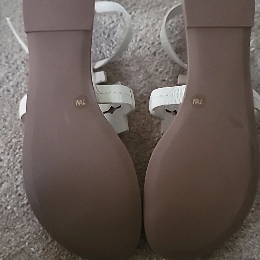 Tory Birch sandals - Picture 3 of 4